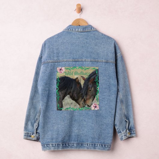 Twee wilde Mustangs die affectie denim jas tonen Denim Jacket (Hangar)