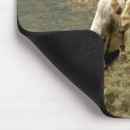 Twee Wilde Stallianties vechten Muismat (Hoek)