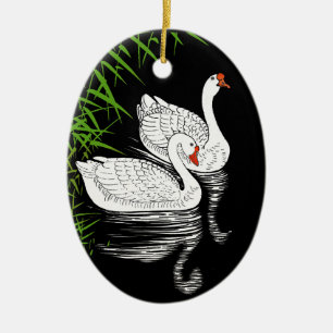 Twee witte swans op een pool -  Japans Keramisch Ornament