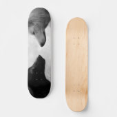 Twee wolven tegenover elkaar skateboard (Voorkant)