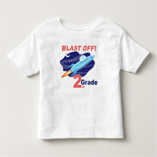 Tweede klasse buitenruimte kinder shirts