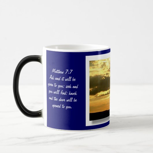 tweekleurige herinneringen magische mok (Links)