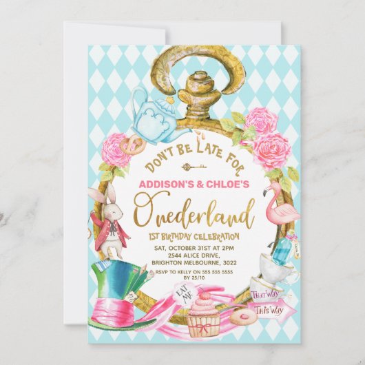 Tweeling Blauw Kijk Alice In Onederland Verjaardag Kaart (Voorkant)