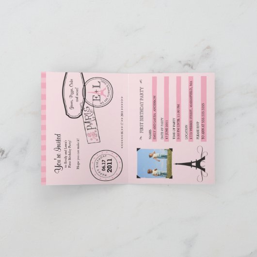 Tweeling eerste verjaardag Paris Passport Uitnodig (Binnen)