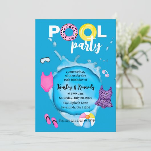 Tweeling Zwembad Party Verjaardag Splash Leopard B Kaart (Staand voorkant)