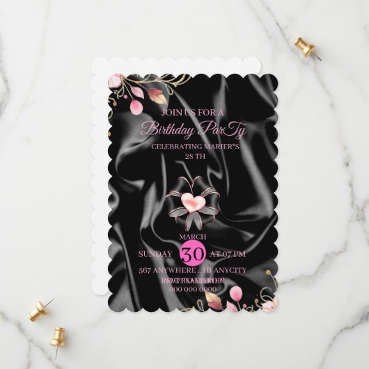 Twenty Ate Birthday Invitation Hand Drawn Scribble (Devant/Arrière en situation)