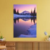 Twilight, Tarn en Crescent Moon Canvas Afdruk (Insitu (Woonkamer))