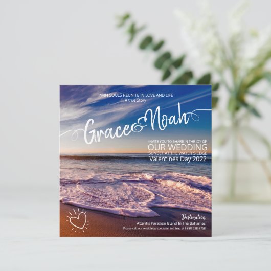 Twin Flame Destination Plage Mariage Invitation (Debout devant)