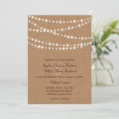 Twinkle Lights Bruiloft Uitnodiging op Burlap (Staand voorkant)