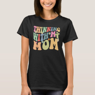 Twinning met mijn moeder retro tweelingdag moeder  t-shirt