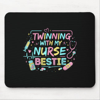 Twinning Met Mijn Verpleegster Dwz Overeenkomende Muismat