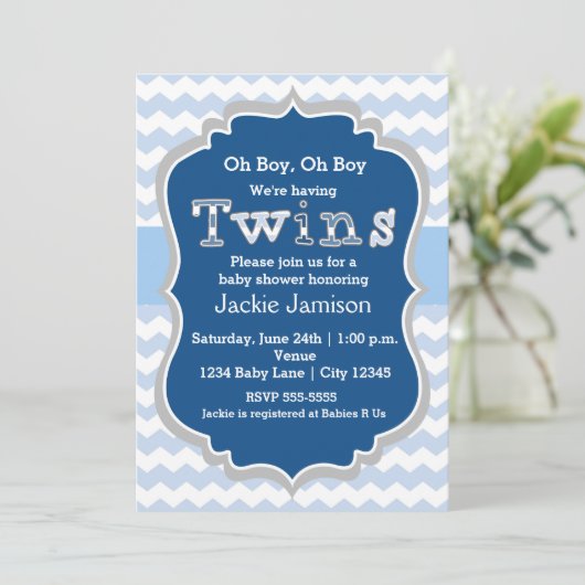 TWINS Boys Blue Chevron Baby shower Uitnodiging (Staand voorkant)