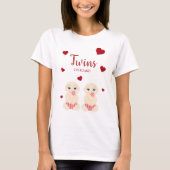 Twins On Board Quote with Red Hearts Design T-shirt (Voorkant)