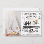 Twins Wild One Photo 1er Anniversaire Invitation (Devant)