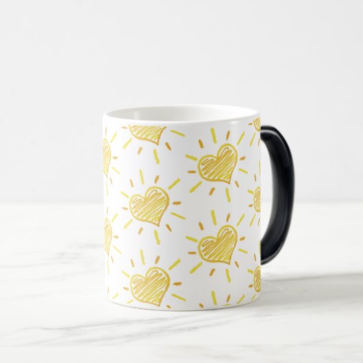 Two-colour coffee mug with hearts design. (Devant droit)
