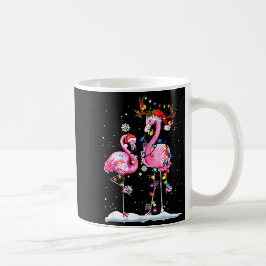 Two Flamingo With Santa Hat And Lights Merry Chris Koffiemok (Rechts)