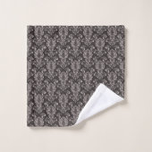 Two images of dark gray towels (Gant de toilette)