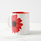 Two Red Daisies and Your Name / Message Tweekleurige Koffiemok (Voorkant links)
