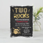 Two Rocks Rockstar Drumstel 2e Verjaardagsuitnodig Kaart (Staand voorkant)