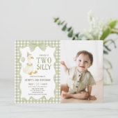 Two Silly Goose Gingham 2nd Birthday Invitation (Debout devant)