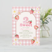 Two Sweet Strawberry 2nd Birthday Invitation (Debout devant)