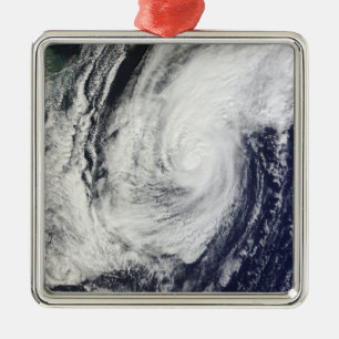 Tyfoon Chaba over de Ryukyu-eilanden, Japan Metalen Ornament