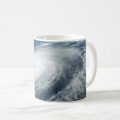 Tyfoon Hinnamnor. Koffiemok (Voorkant rechts)