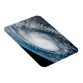 Tyfoon Hinnamnor. Magneet (Rechterzijde)