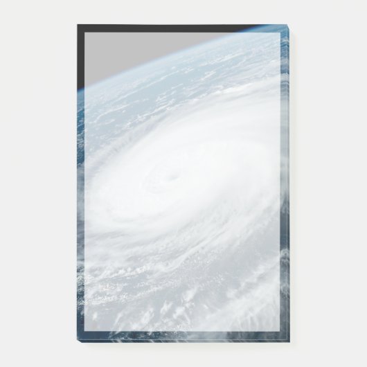 Tyfoon Hinnamnor. Post-it® Notes (Voorkant)