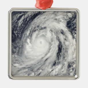 Tyfoon Lupit Metalen Ornament