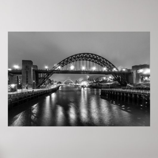 Tyne Bridge 's nachts Poster (Voorkant)