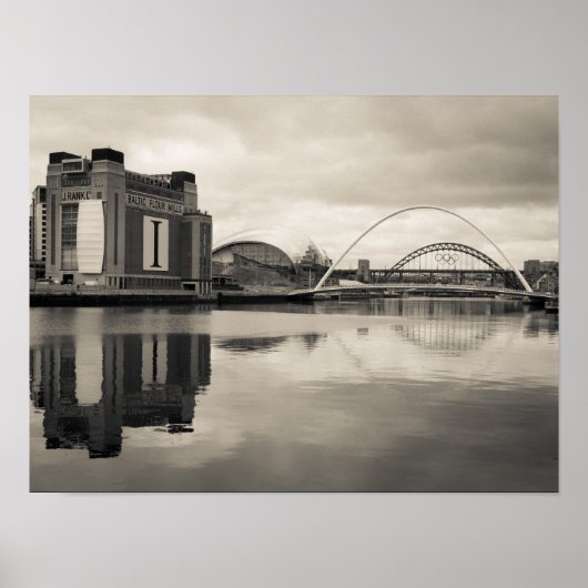 Tyne Poster (Voorkant)