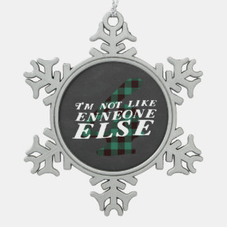 Type 4 ornement drôle d'Enneagram de flocon de