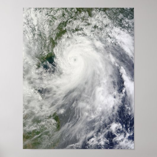 Typhoon Chanthu Poster (Voorkant)