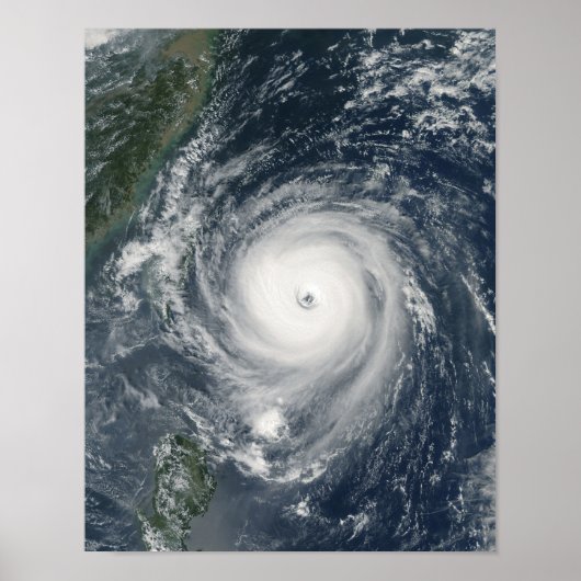 Typhoon Longwang nadert Taiwan Poster (Voorkant)