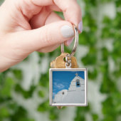 Typische witgekalkte kerk sleutelhanger (Hand)