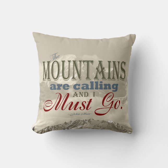  typografie De bergen roepen. Muir Kussen (Voorkant)