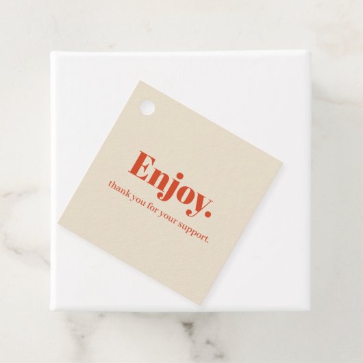Typografie Minimalistisch Hang Label Design (In situ)