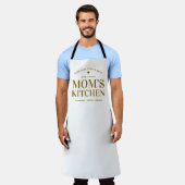 Typografie Mom's Kitchen Open 24 uur Custom Schort (Gedragen)