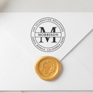 Typografische Monogram Familienaam Return Address Rubberstempel