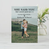 Typografy Wedding Postponement Save The Date (Debout devant)