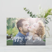 Typographie chic Bonne année Carte photo de vacanc (Debout devant)