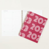 Typographie graphique moderne rose chaud 2023 (Devant avec enveloppe)