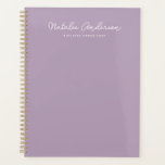 Typographie minimaliste moderne Décontracté Script<br><div class="desc">Une typographie de script moderne et décontractée minimaliste planificateur dans le thème prune et blanc. Parfait pour un usage personnel et d'affaires ou comme cadeau personnalisé pour un ami,  fille,  collègue,  patron,  tante,  nièce,  maman.</div>