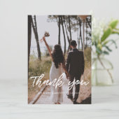 Typographie moderne mariage photo carte de remerci (Debout devant)