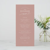 Typographie simple Dusty Rose Menu Mariage (Debout devant)