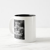 U bent de ontwerper van uw eigen bestemming tweekleurige koffiemok (Voorkant links)