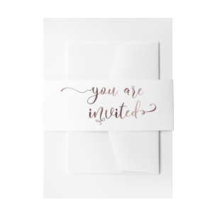U wordt uitgenodigd Elegant Roos Gold Calligraphy Uitnodigingen Wikkel