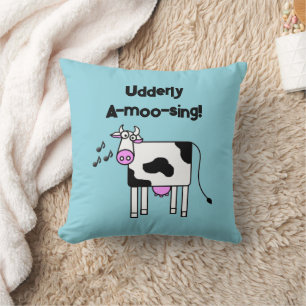 Udderly A-moo-sing Singing Koe Pun Cartoon Design Kussen