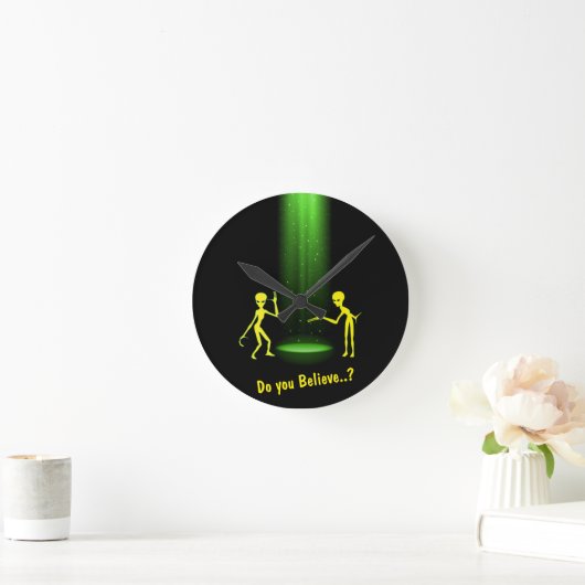 UFO Alien Abduction 👽 Geloof je? Ronde Klok (Huis)